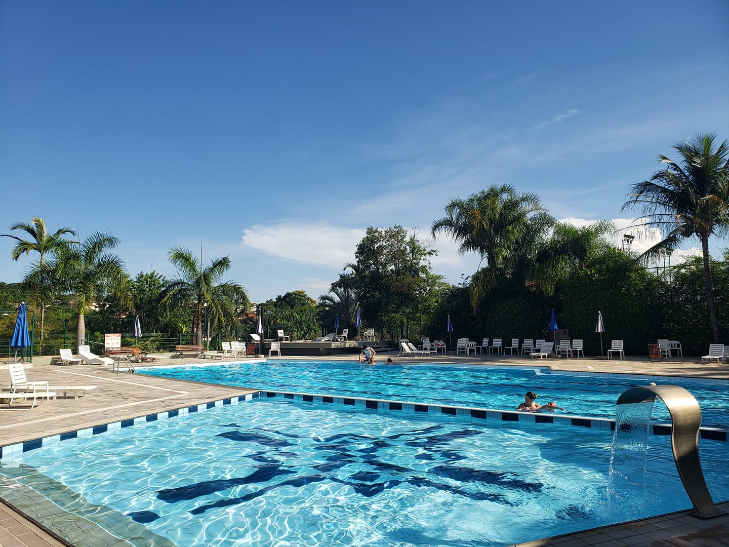Clube de campo se prepara para o verão com piscina e salão de jogos  reformados – Palmeiras